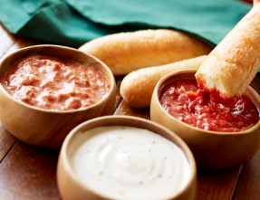 Never Ending Dipping Sauces For Breadsticks